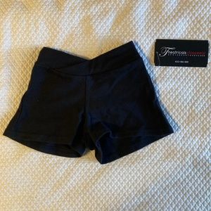 Theatrical low rise cotton dance shorts